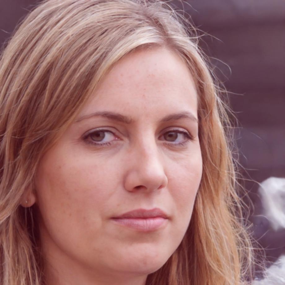 Selin Tunç fotoğrafı